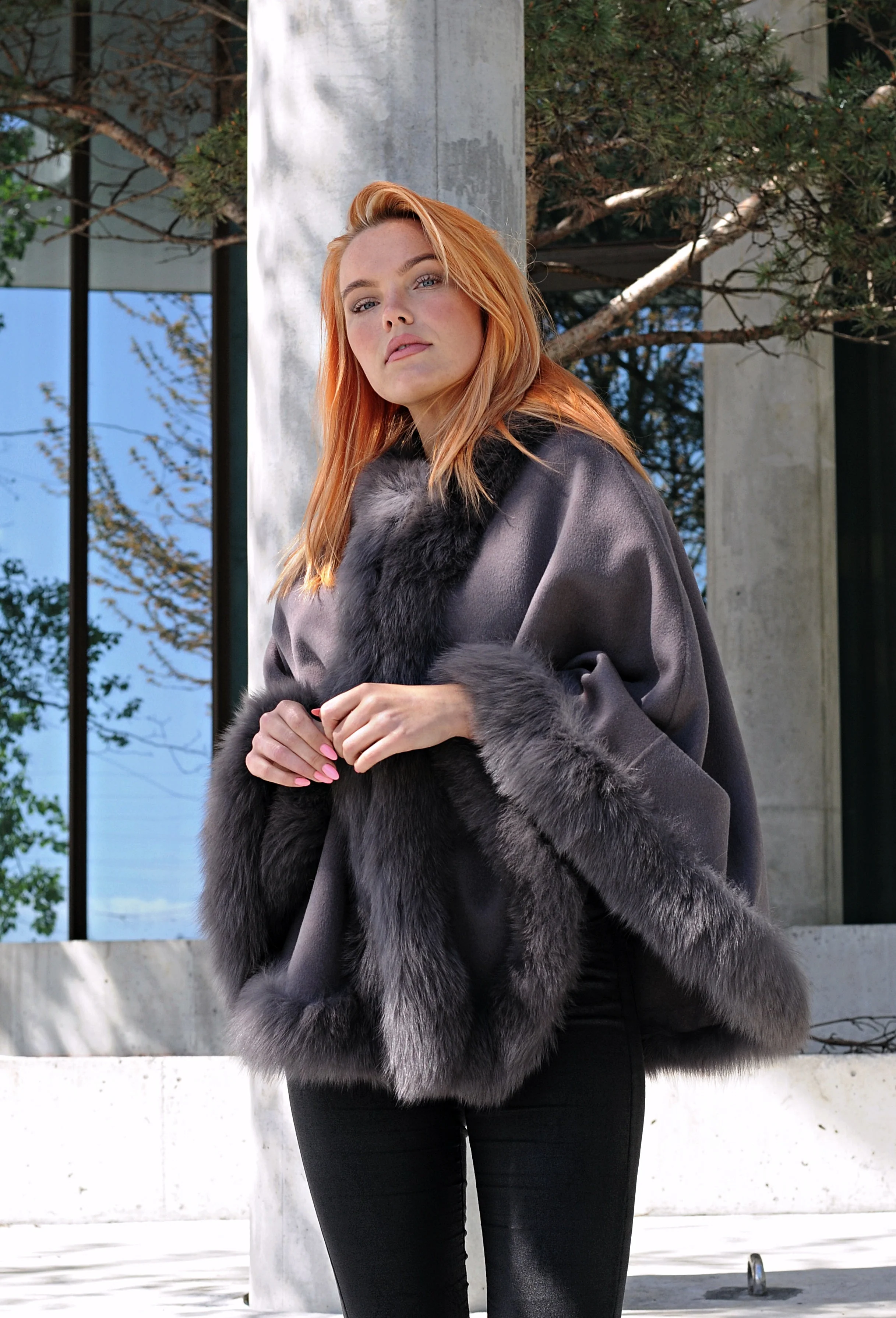 Chadron kappe, 65 cm. - Uld og Ræv - Grå - Image 3